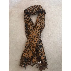 NWOT Leopard Print Scarf